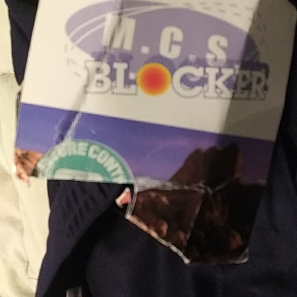 Women's Bette Court Signature Collection Shorts - Picture 9 of 10